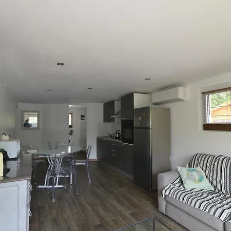 Le Gecko Apartment *